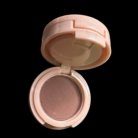 Sophia & Mabelle stacked eyeshadow combo - Picture 3 of 4